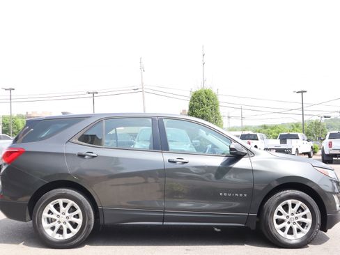 Used 2018 Chevrolet Equinox LS AWD/4WD image 6