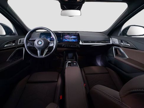 Used 2024 BMW X2 xDrive28i image 9