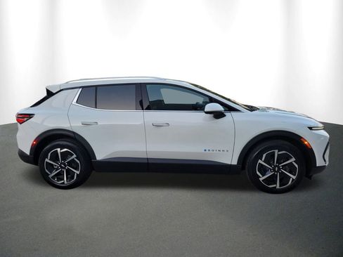 New 2026 Chevrolet Equinox EV LT image 7