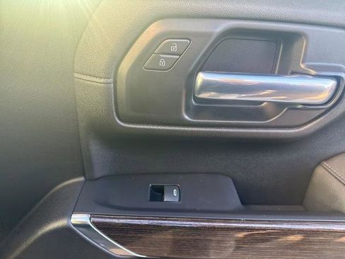 Used 2020 GMC Sierra 1500 Elevation w/ Elevation Convenience Package image 33