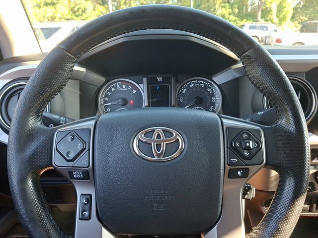 Used 2016 Toyota Tacoma SR5 w/ SR5 Appearance Package (DM) AWD/4WD image 23