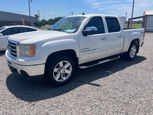 Used 2012 GMC Sierra 1500 SLE w/ Regional Value Package AWD/4WD image 3