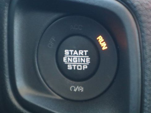 New 2026 Jeep Gladiator Sport image 9