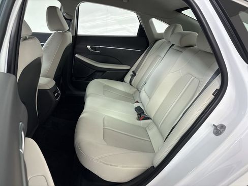 Certified 2025 Hyundai Sonata SEL FWD image 24