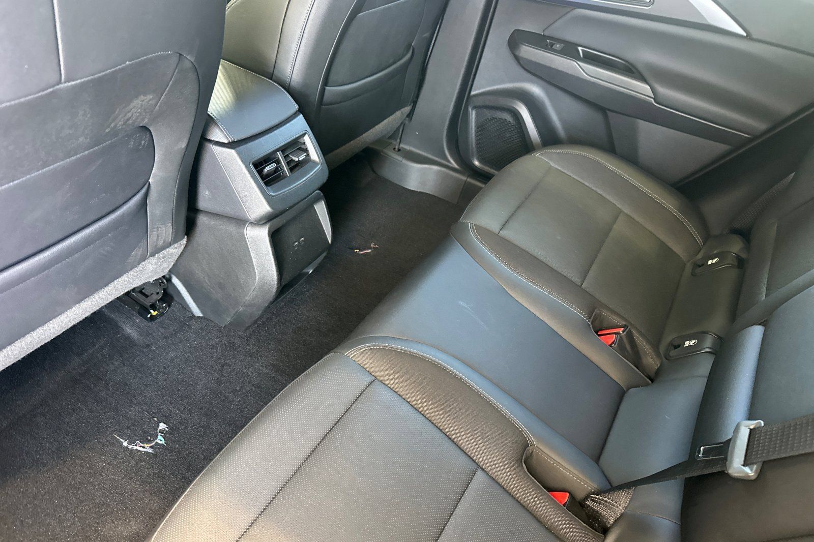 Used 2024 Chevrolet Equinox EV LT FWD image 14