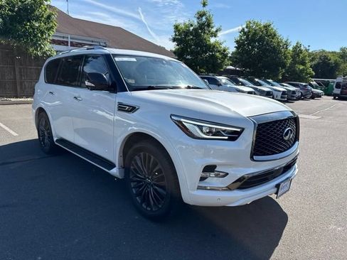 Certified 2023 INFINITI QX80 Premium Select w/ All-Season Package AWD/4WD image 2