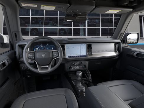 New 2026 Ford Bronco Outer Banks w/ Sasquatch Package AWD/4WD image 9