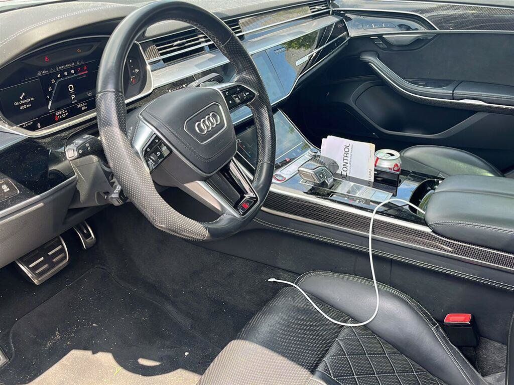 Used 2022 Audi S8 w/ S8 Comfort Plus Package AWD/4WD image 4