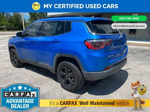 Used 2017 Jeep Compass Latitude w/ Popular Equipment Group AWD/4WD image 9