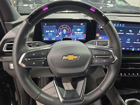 Used 2026 Chevrolet Traverse High Country w/ LPO, Floor Liner Package AWD/4WD image 18