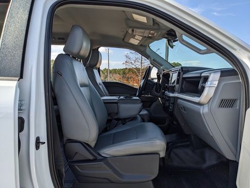 Used 2023 Ford F250 XL w/ FX4 Off-Road Package image 41