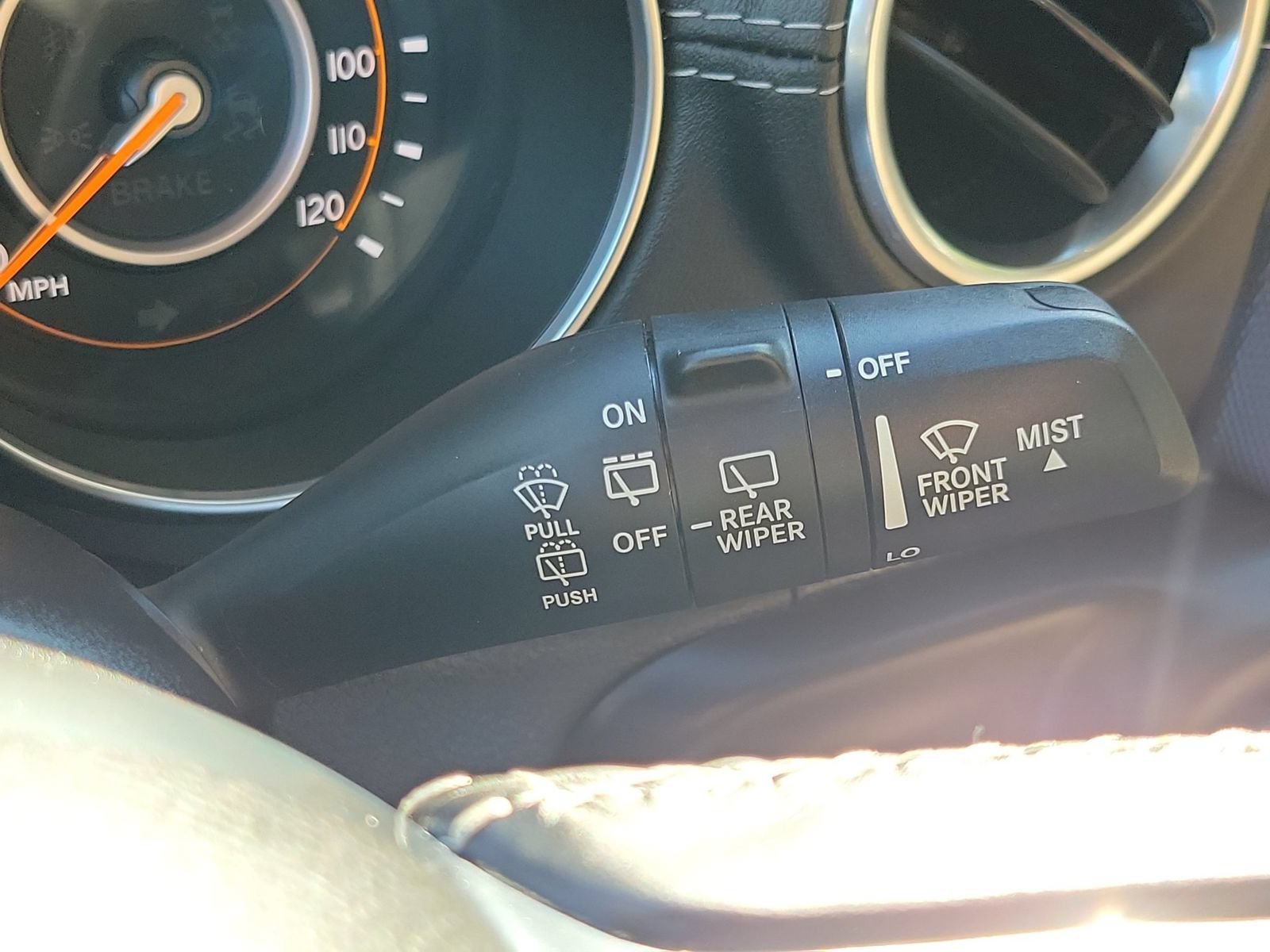 Used 2020 Jeep Wrangler Unlimited Sahara AWD/4WD image 17