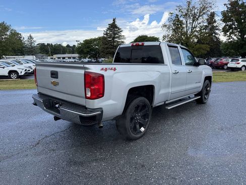 Used 2018 Chevrolet Silverado 1500 LTZ AWD/4WD image 6