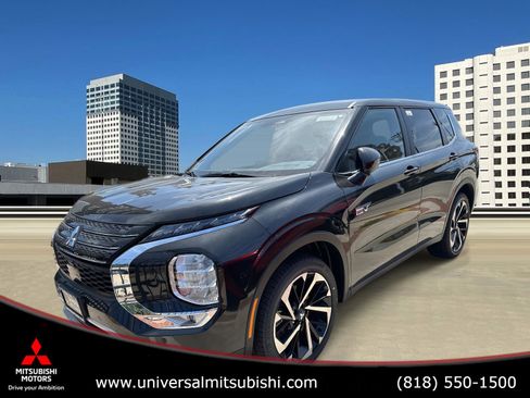 New 2025 Mitsubishi Outlander 4WD Plug-In Hybrid image 4