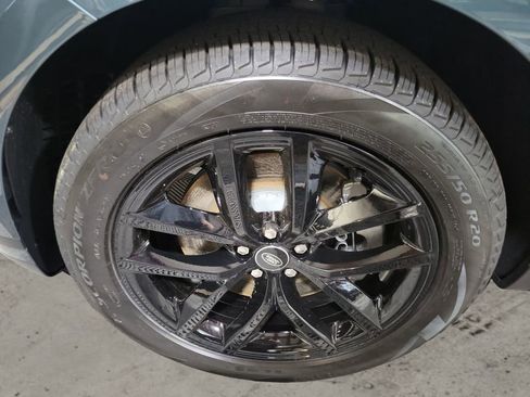 New 2026 Land Rover Range Rover Velar S image 9