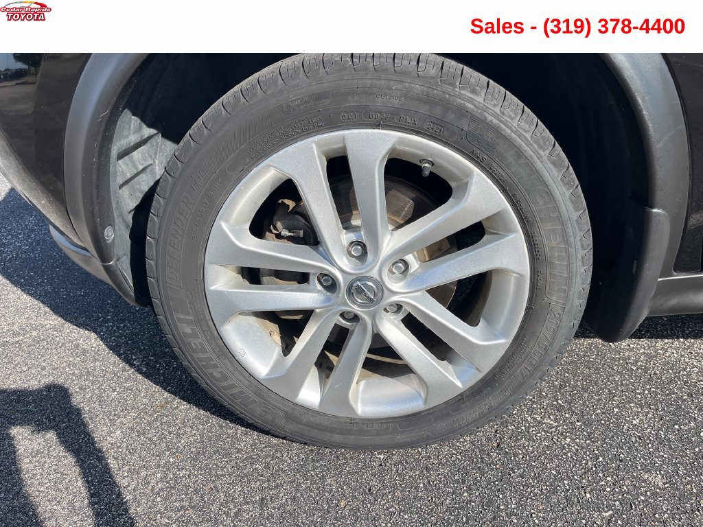 Used 2015 Nissan Juke SV w/ Technology Package AWD/4WD image 12