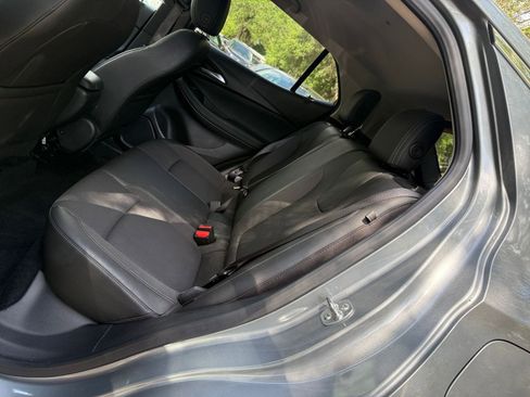 Used 2025 Buick Encore GX Preferred FWD image 34