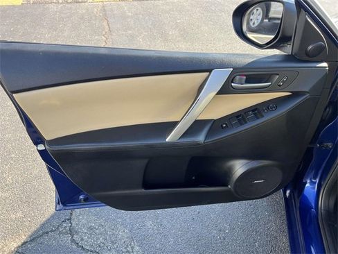 Used 2012 MAZDA MAZDA3 i Grand Touring image 11