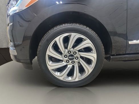 Used 2024 Lincoln Navigator Premiere image 25