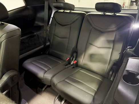 Used 2021 Cadillac XT6 Premium Luxury image 39