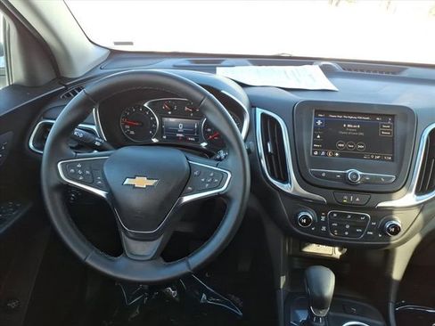 Used 2024 Chevrolet Equinox LT image 16