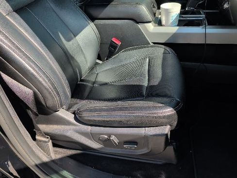 Used 2018 Ford F150 Lariat w/ Equipment Group 502A Luxury image 10