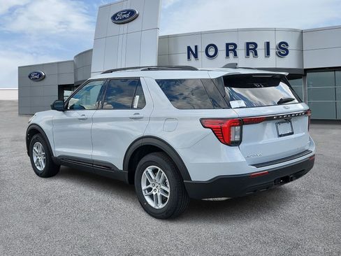 New 2026 Ford Explorer Active AWD/4WD image 3