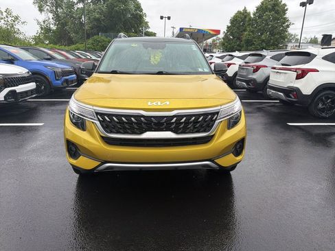 Certified 2022 Kia Seltos Nightfall Edition AWD/4WD image 2