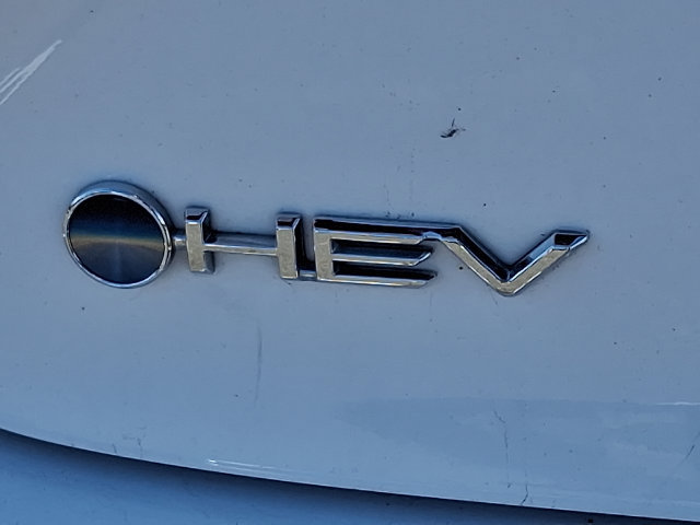 Used 2025 Toyota Camry LE FWD image 30