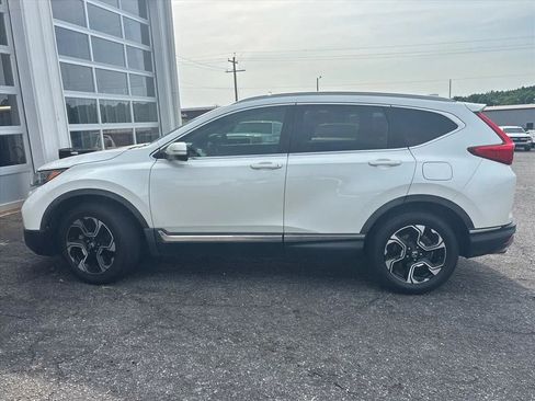 Used 2018 Honda CR-V Touring image 16