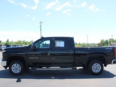 Used 2025 Chevrolet Silverado 2500 LT w/ Convenience Package AWD/4WD image 6