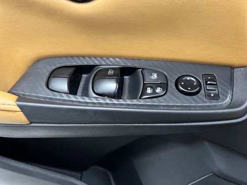 Used 2022 Nissan Sentra SV w/ SV Premium Package image 12