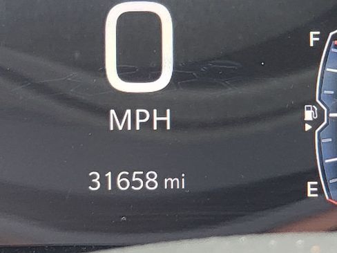 Used 2025 Jeep Compass Limited image 7