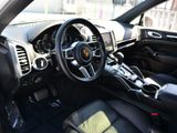 Used 2017 Porsche Cayenne S image 4