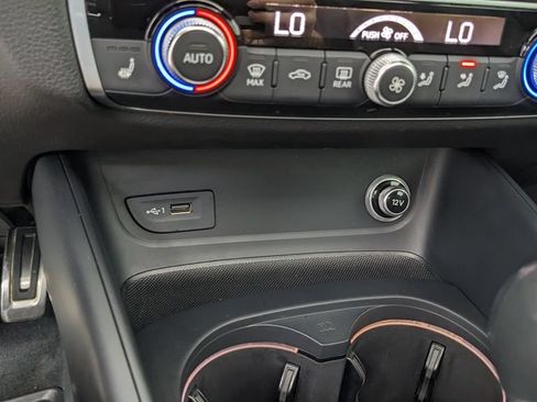 Used 2018 Audi A3 e-tron Prestige w/ Prestige Package FWD image 30