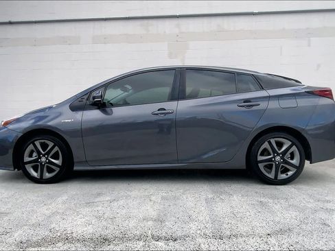 Used 2019 Toyota Prius Limited FWD image 3