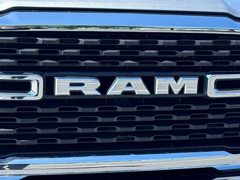 Used 2024 RAM 2500 Big Horn AWD/4WD image 7