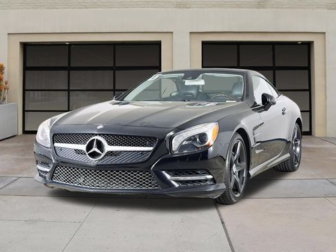 Used 2014 Mercedes-Benz SL 550 image 3