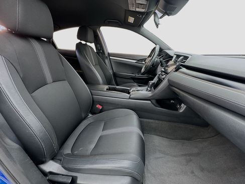Used 2019 Honda Civic Sport image 18