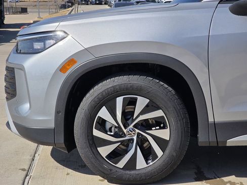 New 2026 Volkswagen Tiguan S FWD image 5