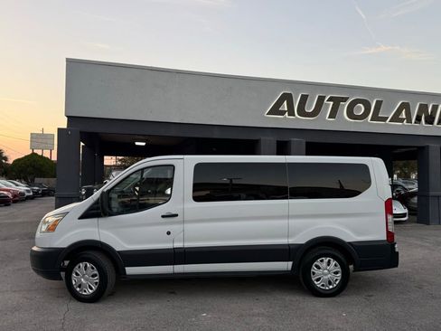 Used 2015 Ford Transit 150 XLT image 5