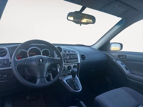 Used 2006 Pontiac Vibe w/ Security Package image 12