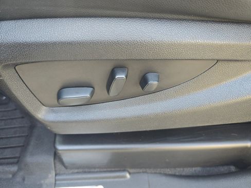 Used 2019 Chevrolet Silverado 2500 LTZ w/ Duramax Plus Package image 12