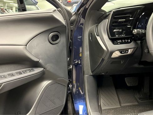 New 2026 Lexus RX 350h AWD/4WD image 42