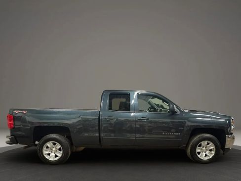 Used 2017 Chevrolet Silverado 1500 LT w/ All Star Edition image 6