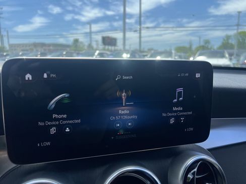 Used 2021 Mercedes-Benz GLC 300 4MATIC image 29