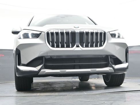 Used 2026 BMW X1 xDrive28i w/ Technology Package AWD/4WD image 35