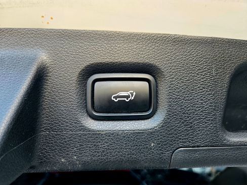 Used 2023 Hyundai Santa Fe Calligraphy image 31