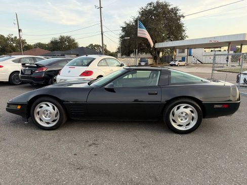 Used 1994 Chevrolet Corvette Coupe image 8