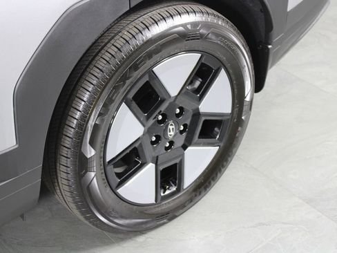 Certified 2026 Hyundai Santa Fe SE FWD image 13